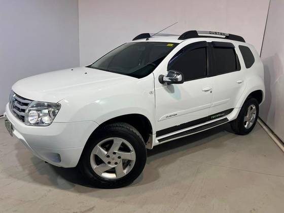 RENAULT DUSTER 1.6 DYNAMIQUE 4X2 16V FLEX 4P MANUAL RENAULT DUSTER 1.6 DYNAMIQUE 4X2 16V FLEX 4P MANUAL